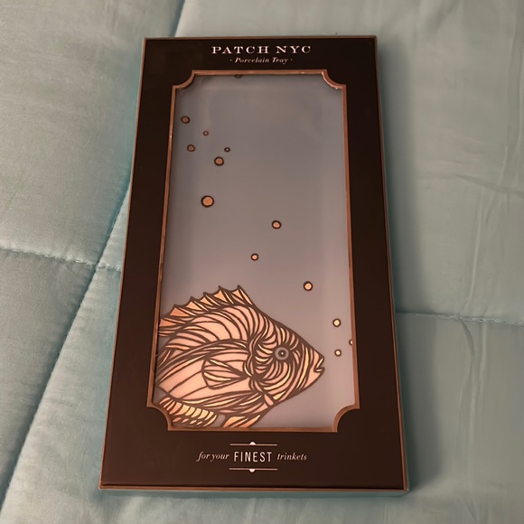 Patch NYC porcelain trinket tray - Picture 1 of 5